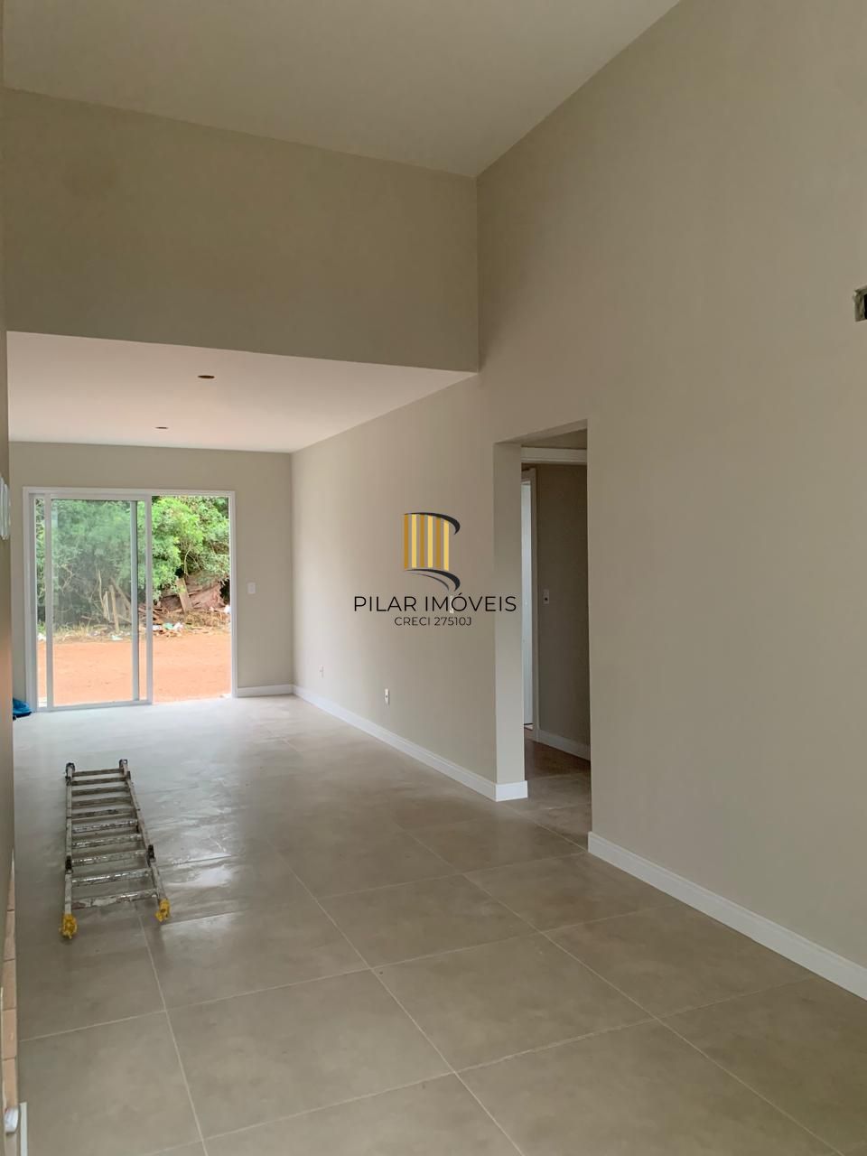 Casa em condomínio com 2 dormitórios no Centro de Viamão