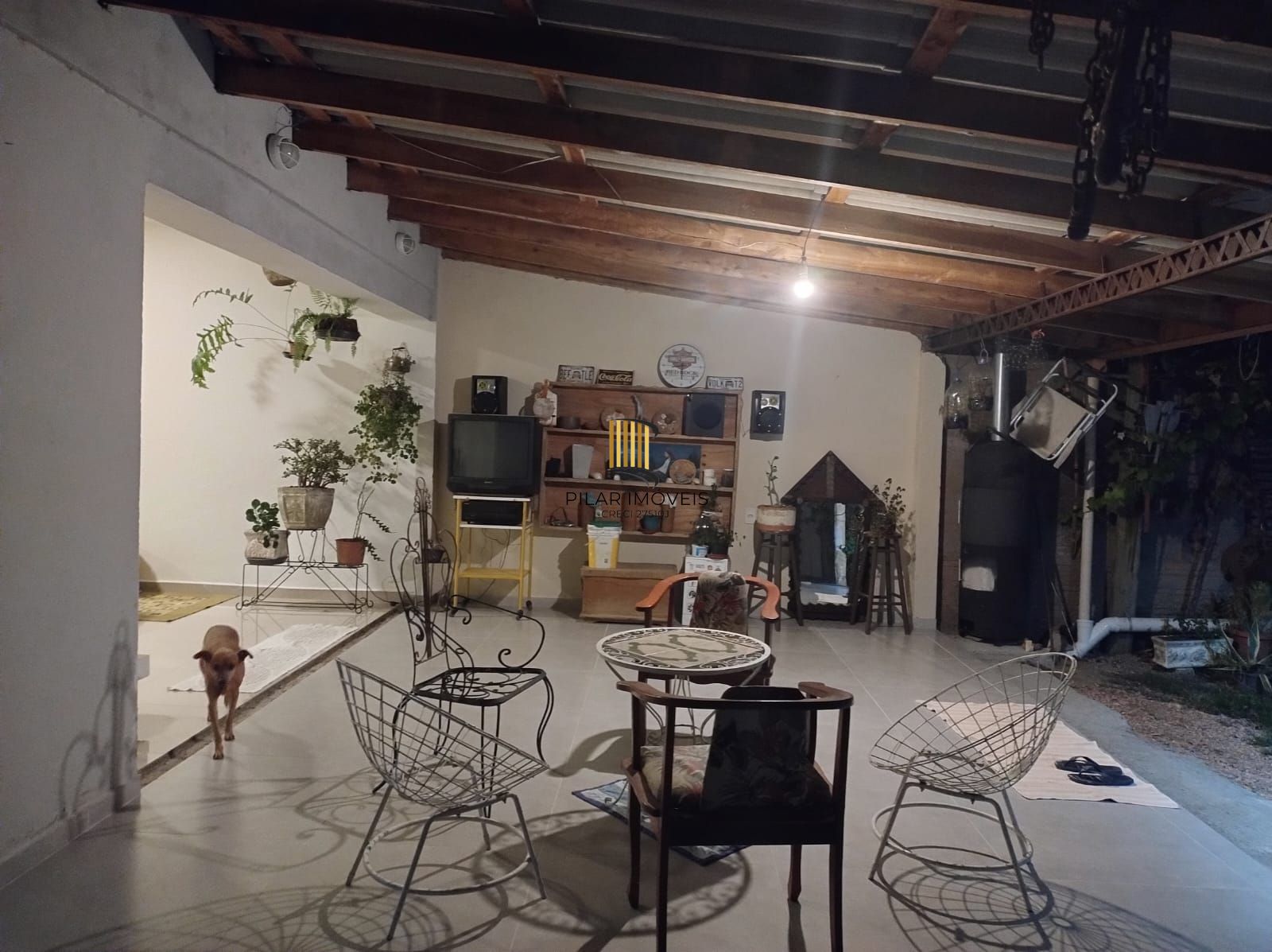 Casa para Venda - 182m², 2 dormitórios, sendo 1 suites, 3 vagas - Lami