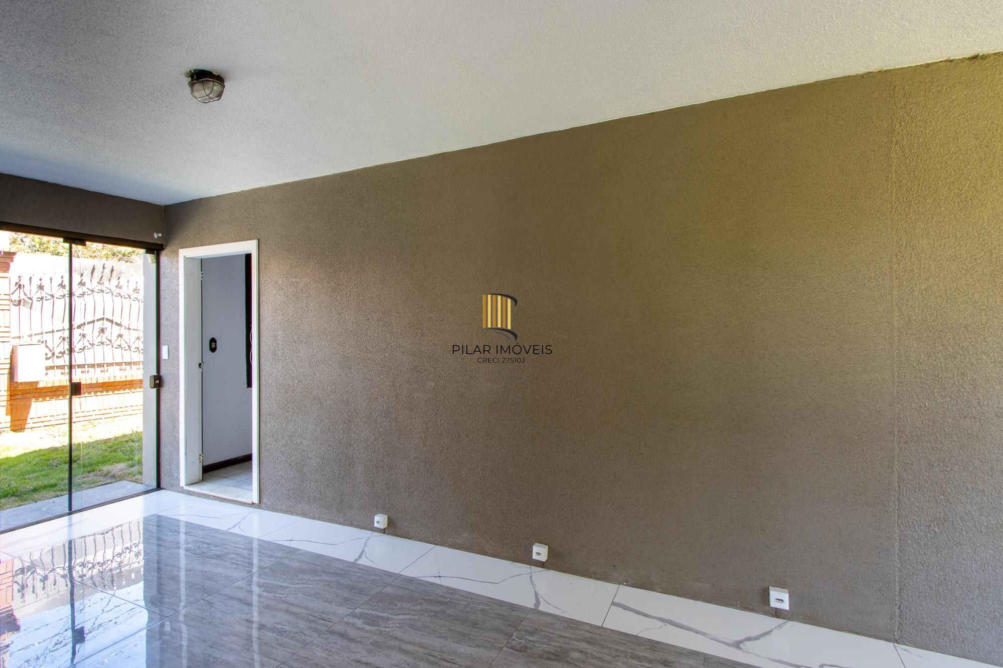 Casa Residencial à Venda no Bairro Guarujá, Porto Alegre, RS