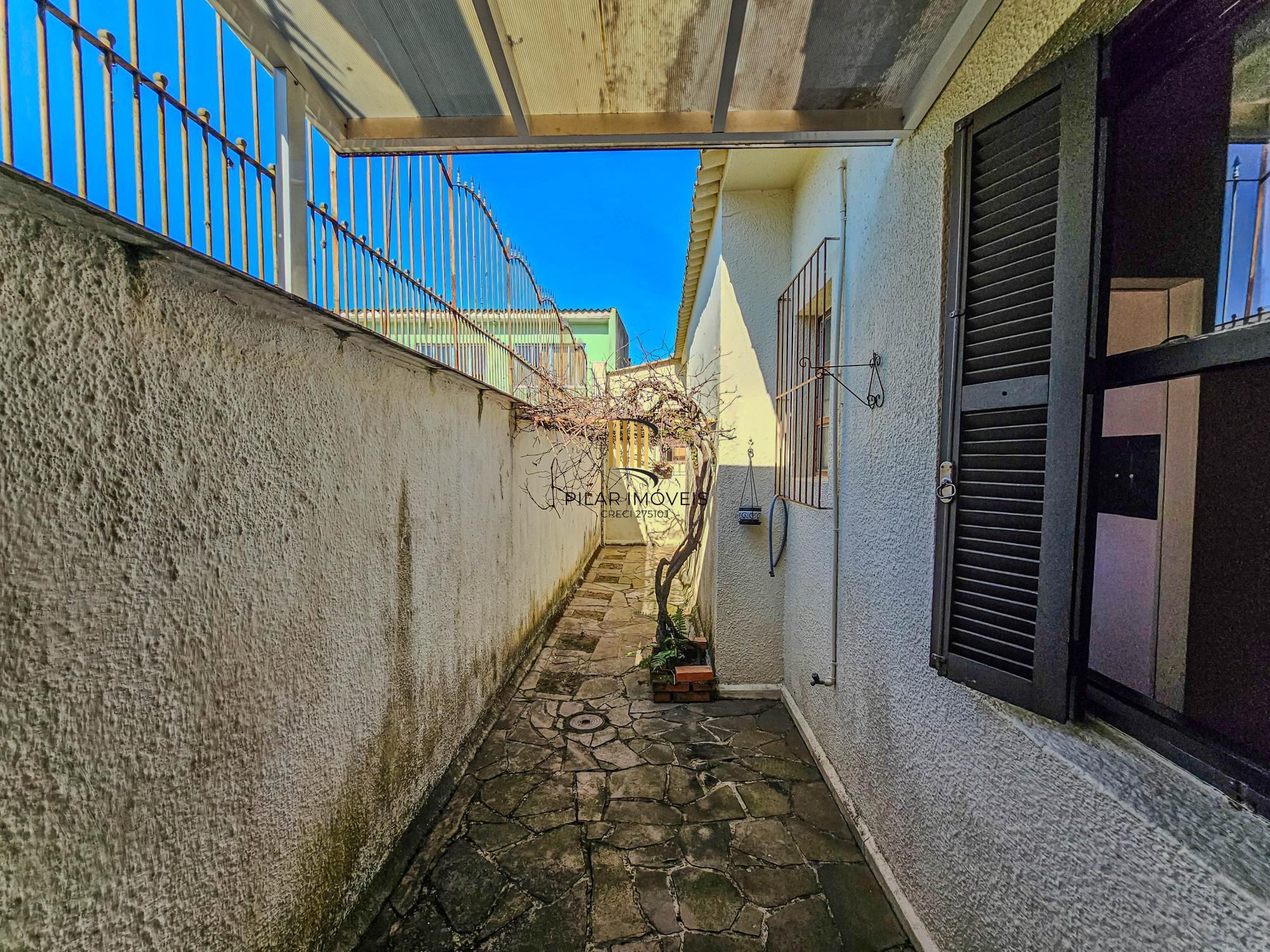 Casa Térrea 3 dormitórios - Excelentes Condições!