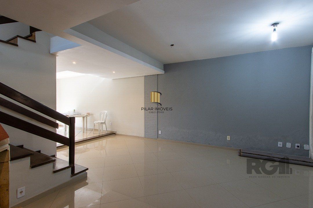 Casa  3 dorm. I suíte I Vaga 2  carros