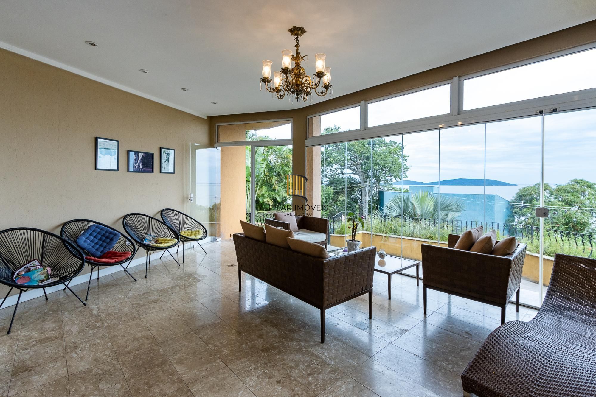 Casa 4 dormitórios no bairro Vila Conceição