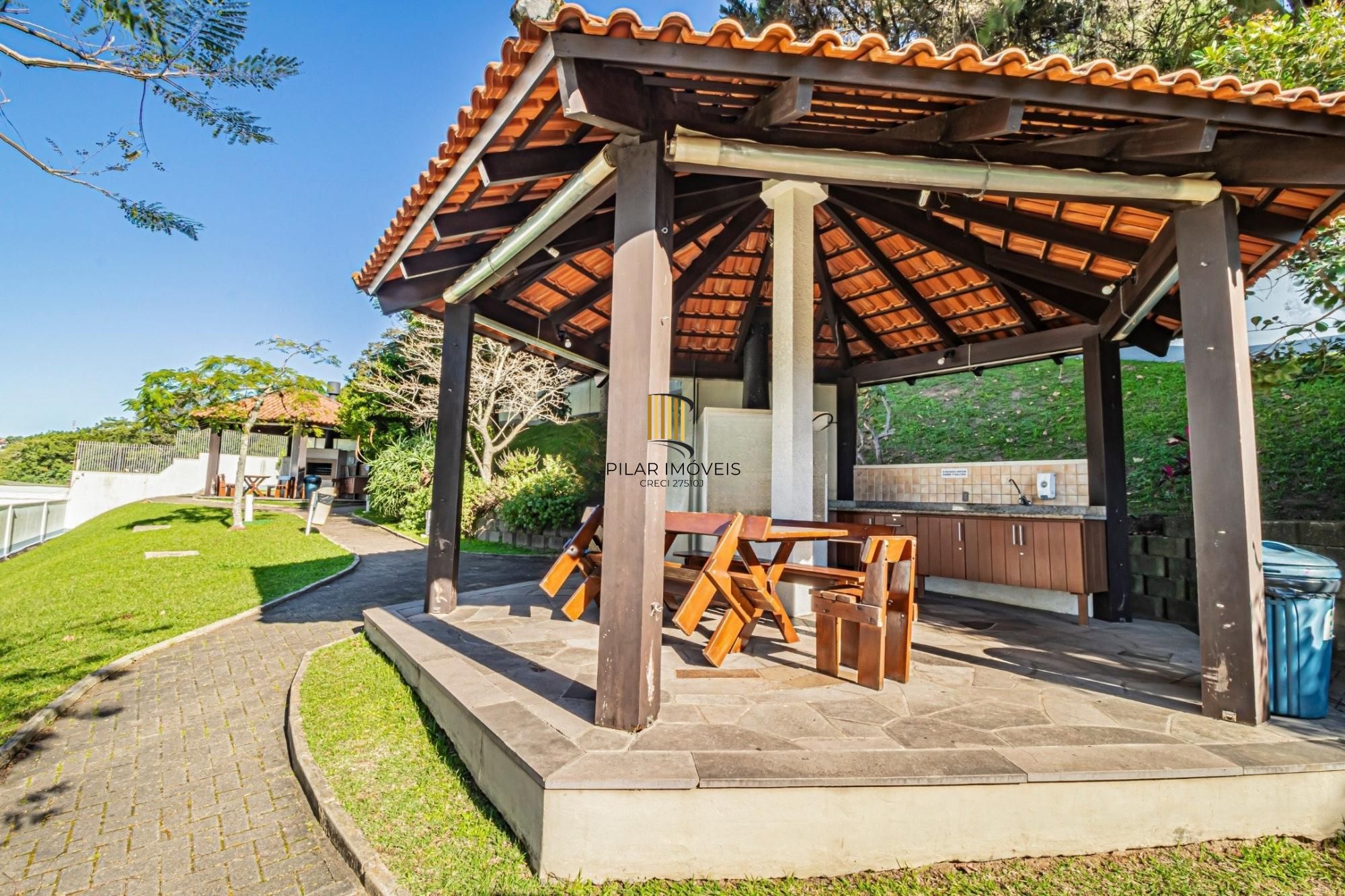 Apartamento Edifício Terrazas Mirador, 98,56m², 03 dormitórios, 01 suíte e 01 vagas.