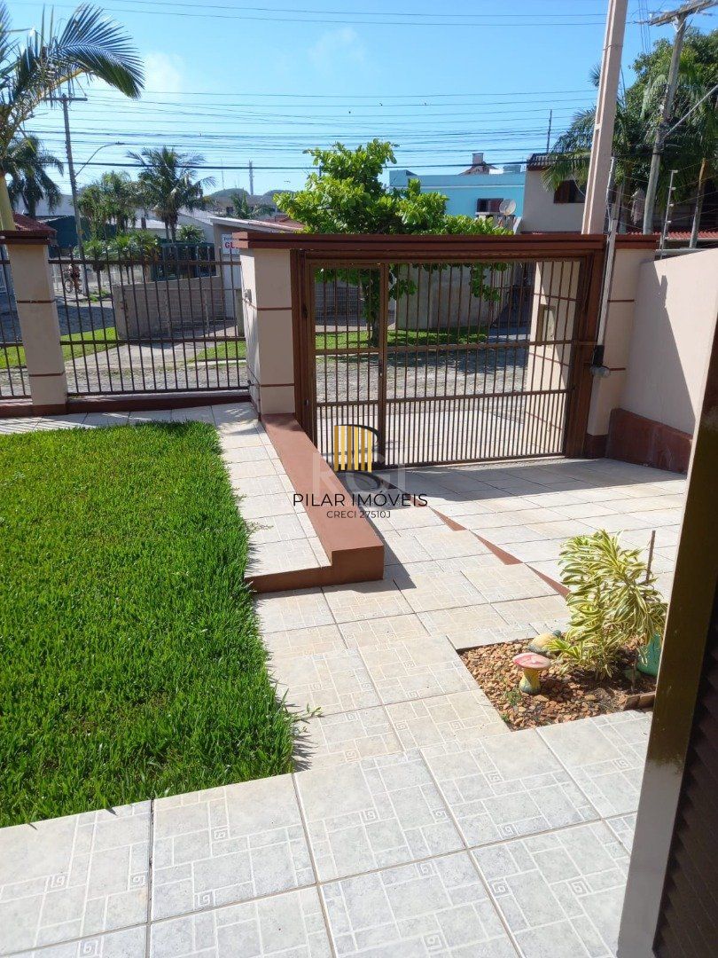 Casa para venda - 196m², 3 dormitórios - Centro de Torres/RS