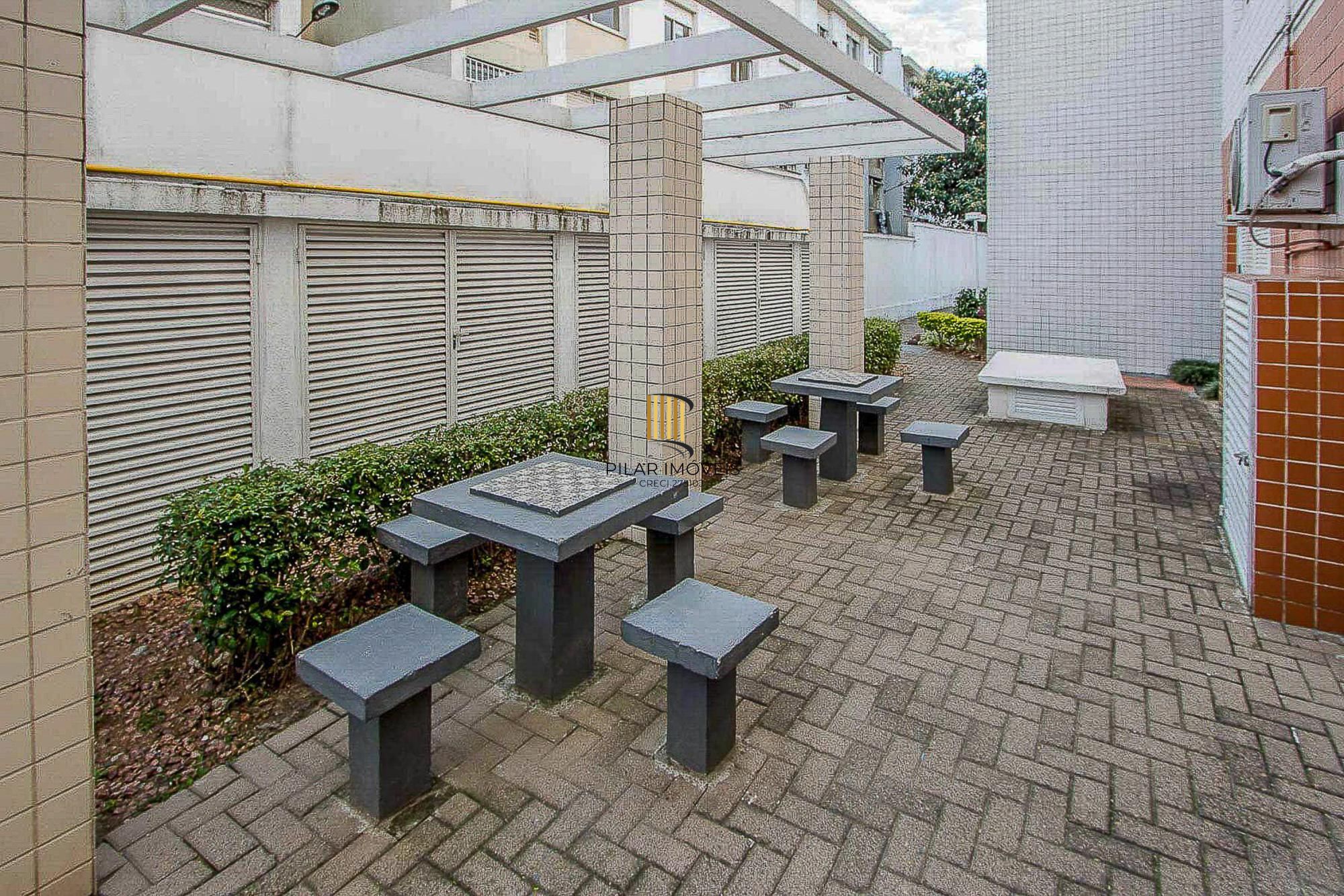 Apartamento 2 dormitórios no bairro Cristal
