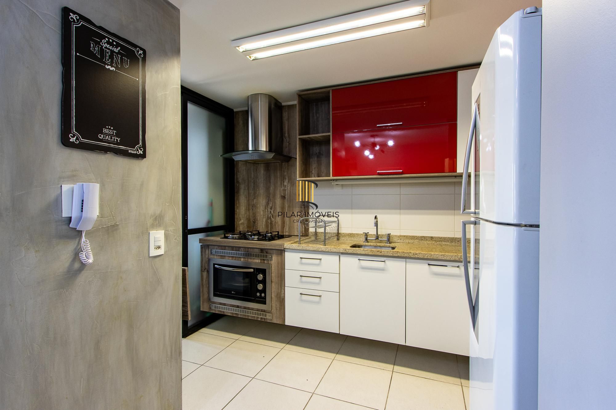 Apartamento com 2 quartos e 65m² à venda em Tristeza, Porto Alegre.