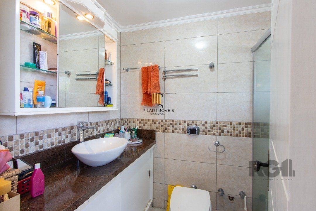 Casa Condominio para Venda - 139m², 3 quartos, 1 suite, 1 vaga - Cavalhada