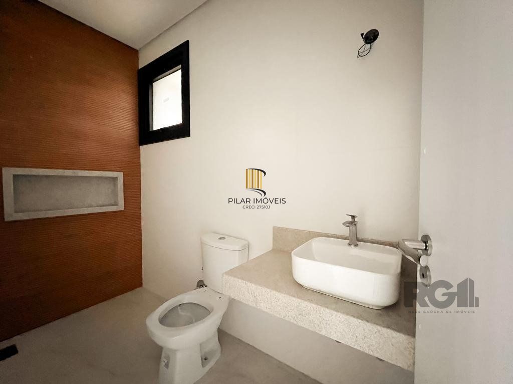 Casa de Condomínio 5 dormitórios no bairro Marina