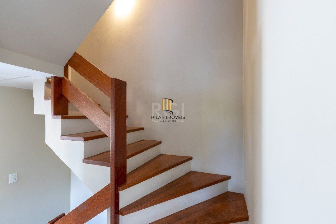 Casa Condominio para Venda - 210.69m², 3 dormitórios, sendo 2 suites, 4 vagas - Jardim Isabel