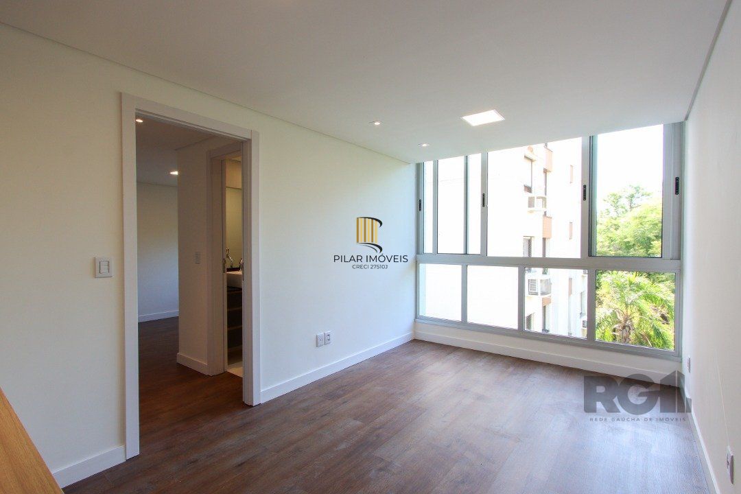 Apartamento em Porto Alegre no Bairro Petrópolis, de 1 quarto, semi mobiliado.