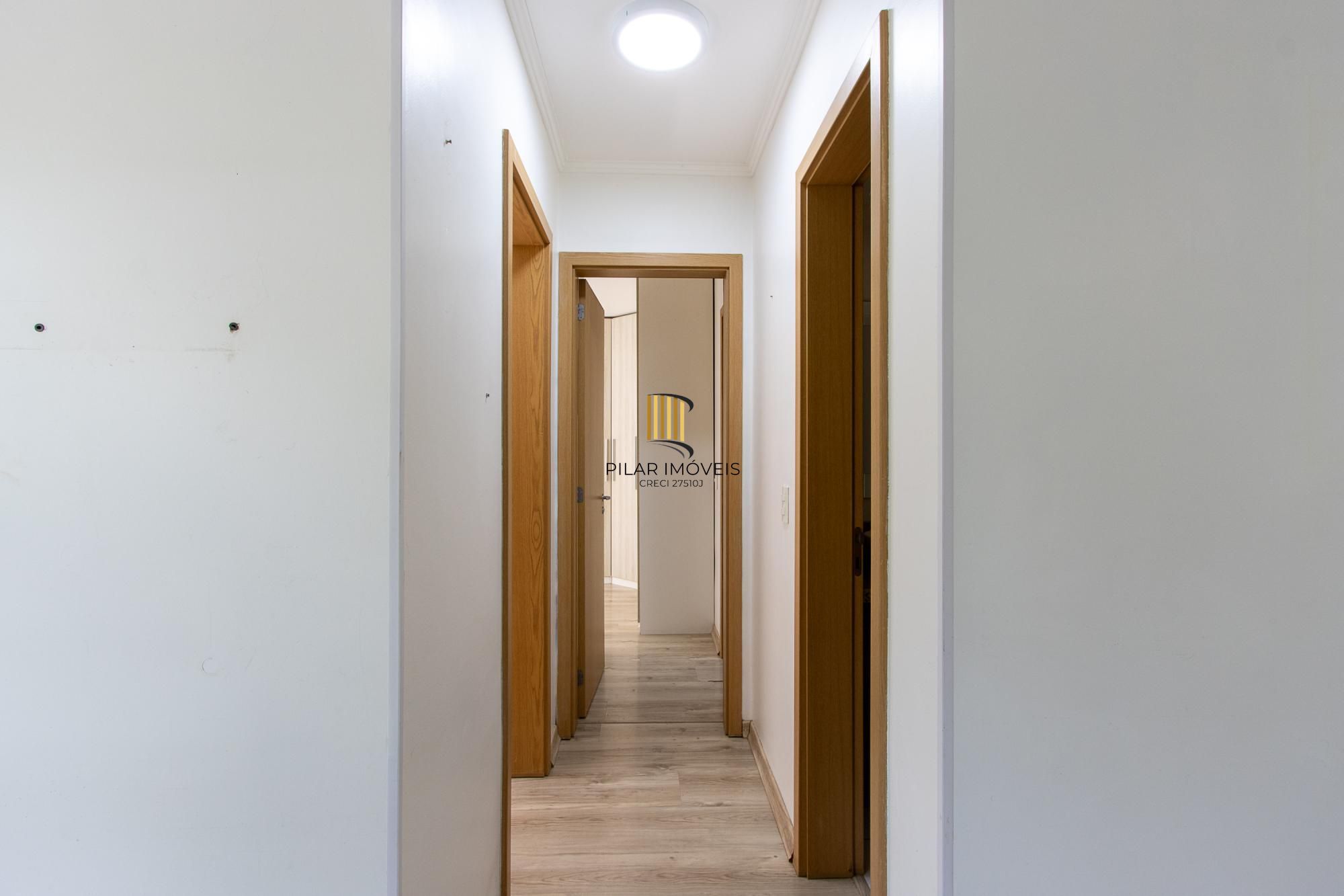 Apartamento com dois quartos e dois banheiros Zona Sul