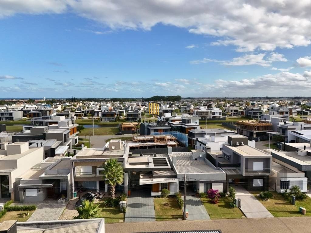 Casa 4 dormitórios no bairro Remanso