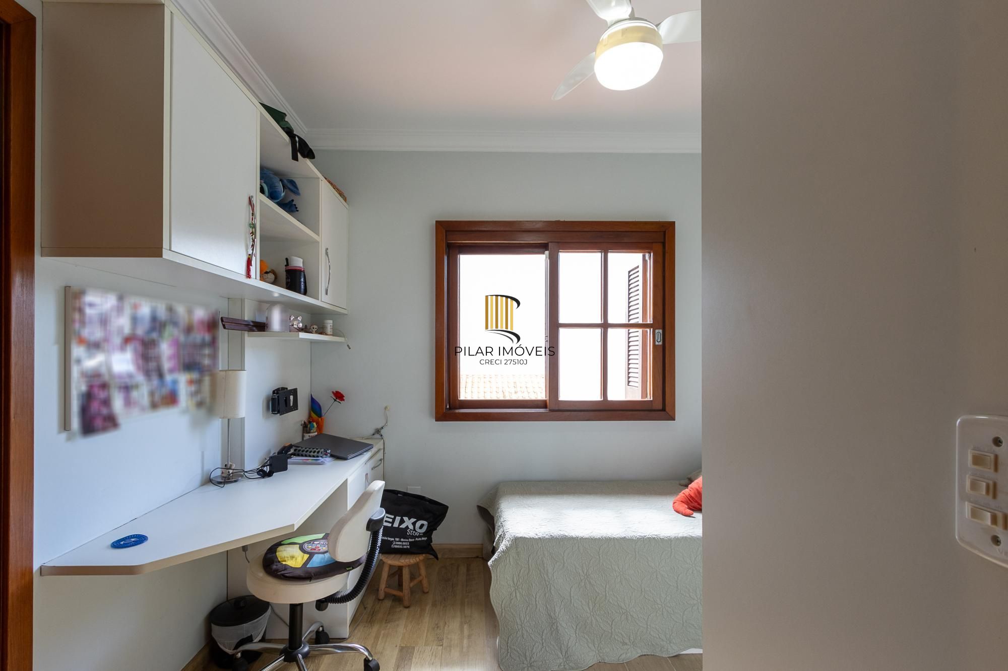 LINDA CASA NA HÍPICA