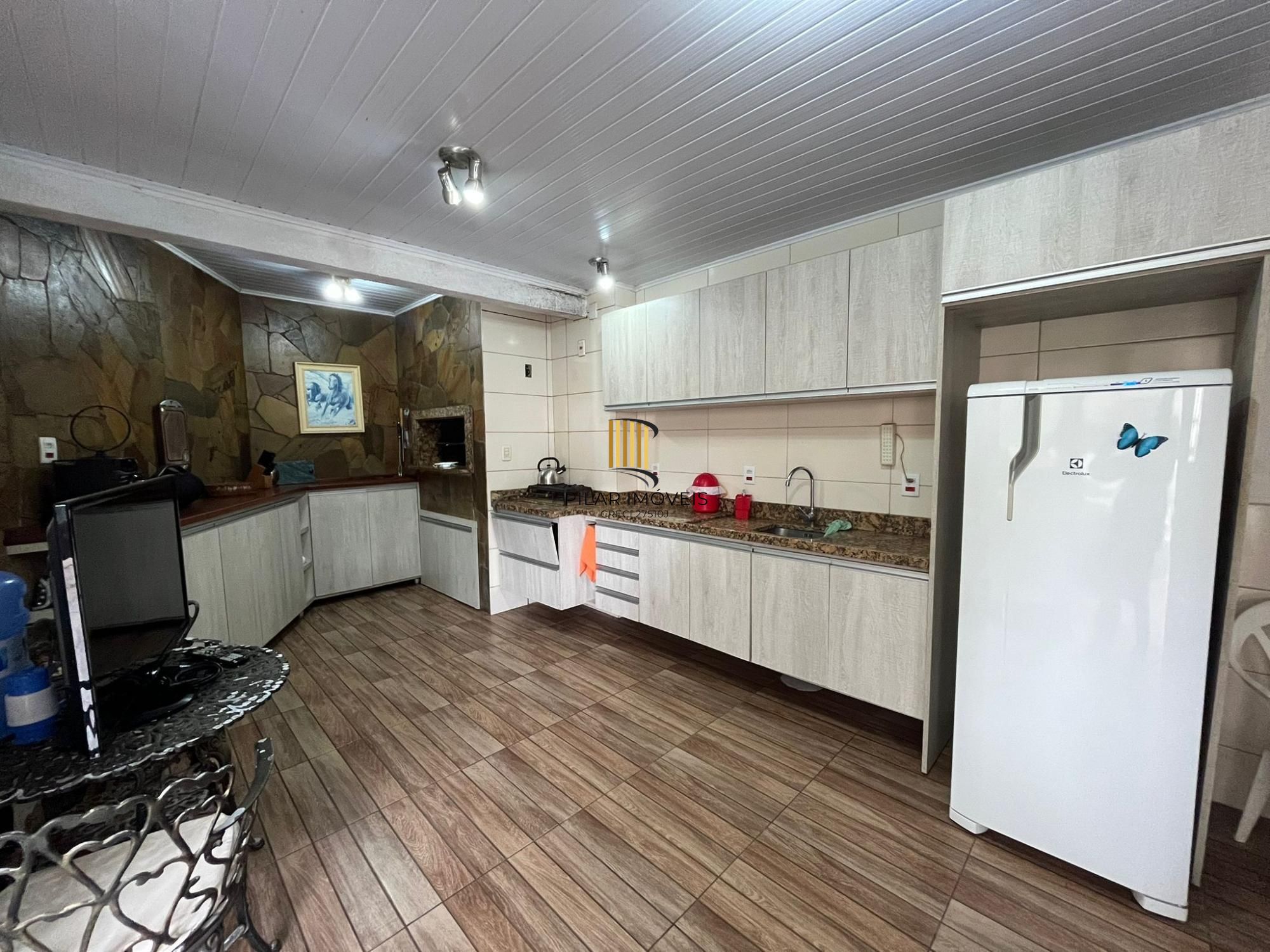 Duas casas no mesmo terreno – conforto, espaço e excelente localização!