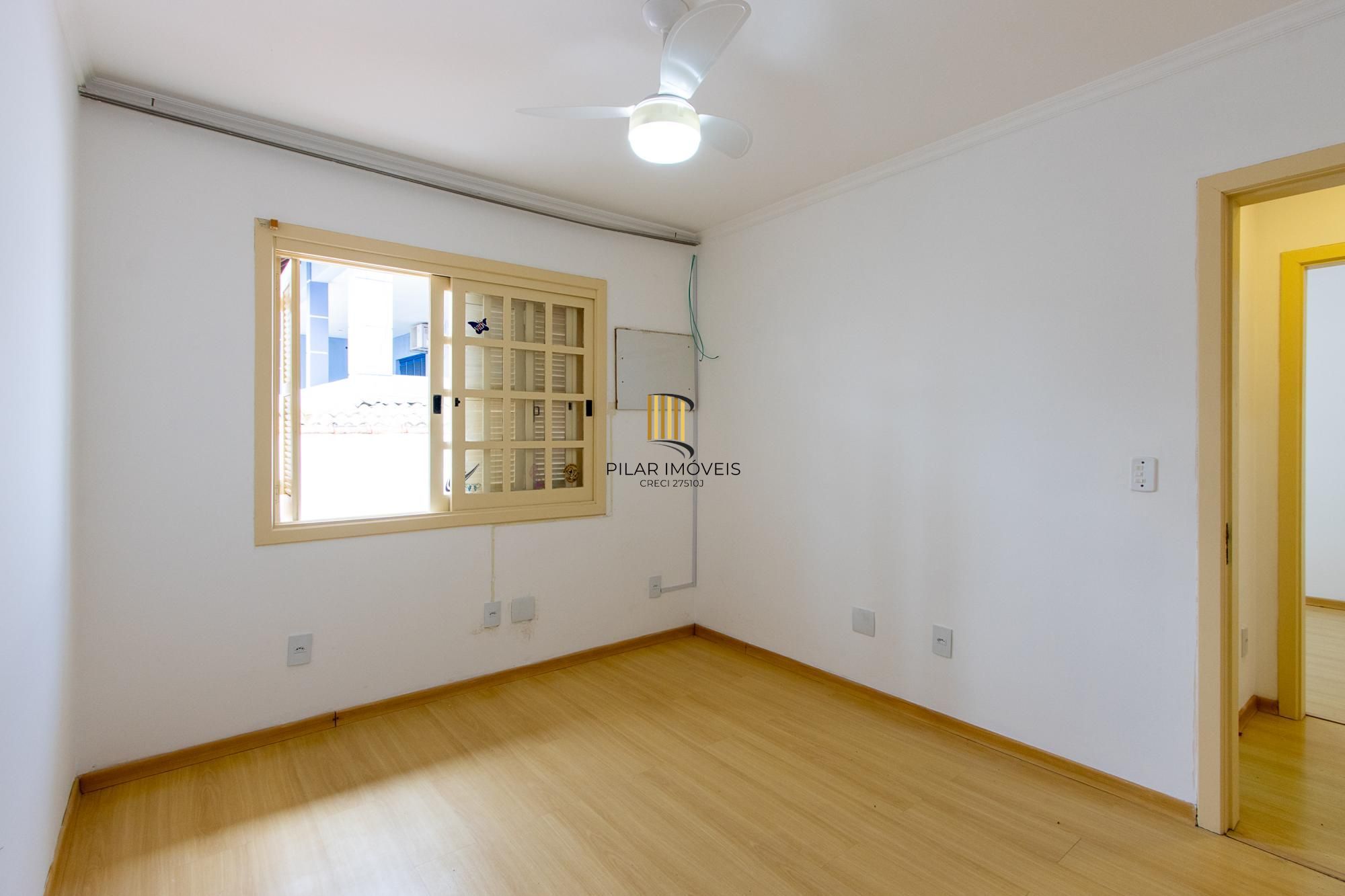 Casa em condomínio, 3 dormitórios (1 suite) 2 vagas - Jardim Isabel