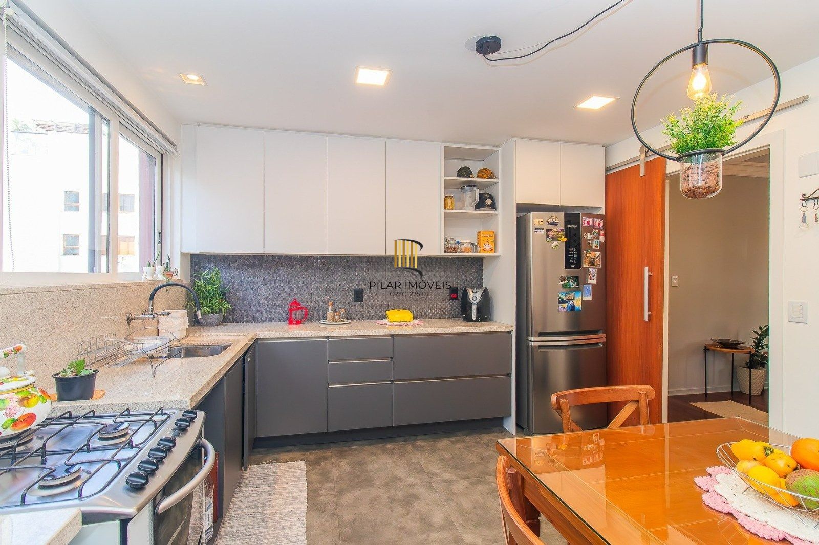 Amplo Apartamento de 127m² com 3 Dormitórios e 2 vagas