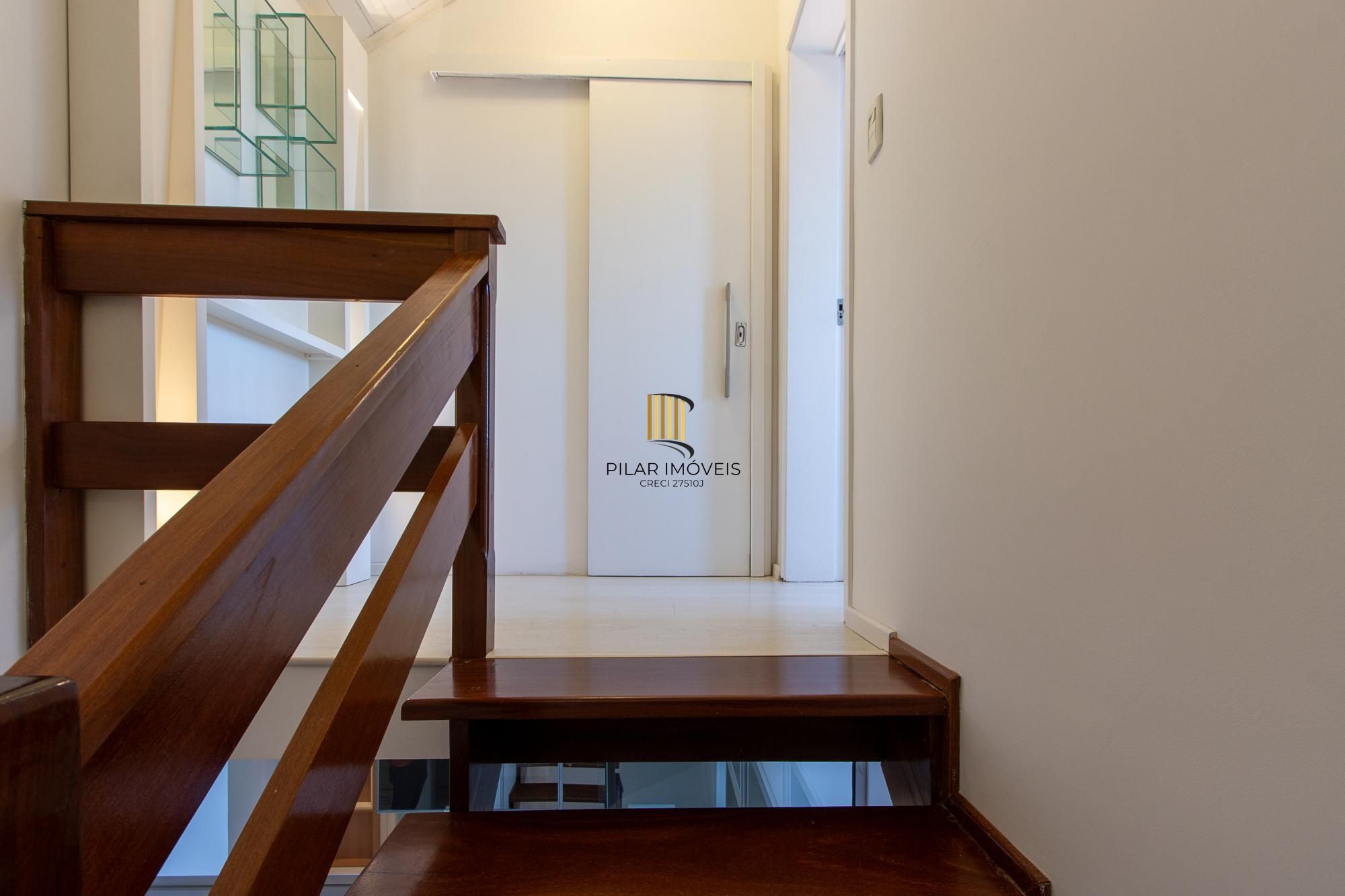 Casa com 4 dormitórios no Espírito santo