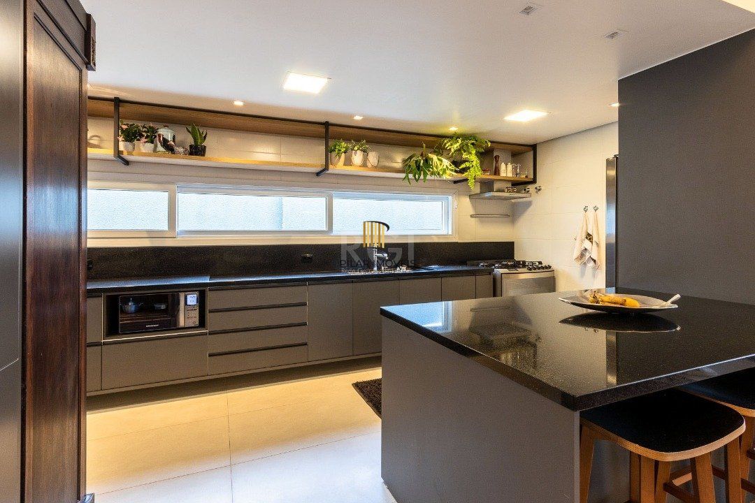 Casa Condominio para Venda - 339.3m², 4 dormitórios, sendo 4 suites, 6 vagas - Terra Ville
