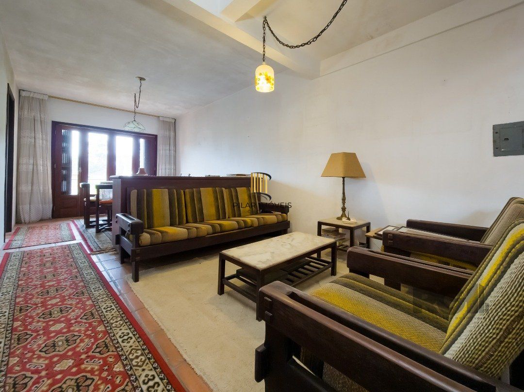 Casa 4 dormitórios no bairro Teresópolis