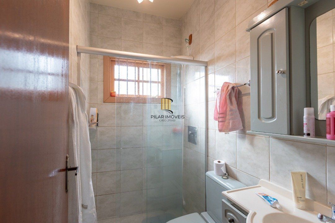 Casa para Venda - 192.18m², 3 dormitórios, sendo 1 suites, 2 vagas - Cristal