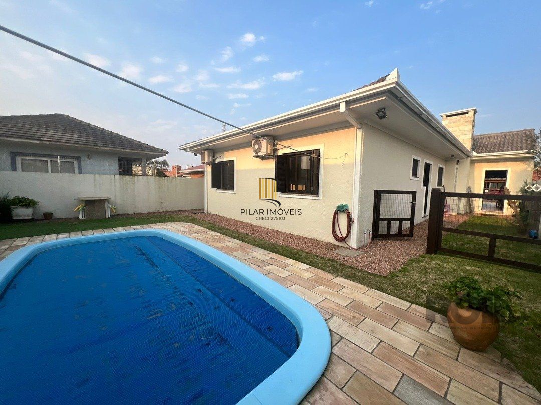Casa 3 dormitórios no bairro Centro