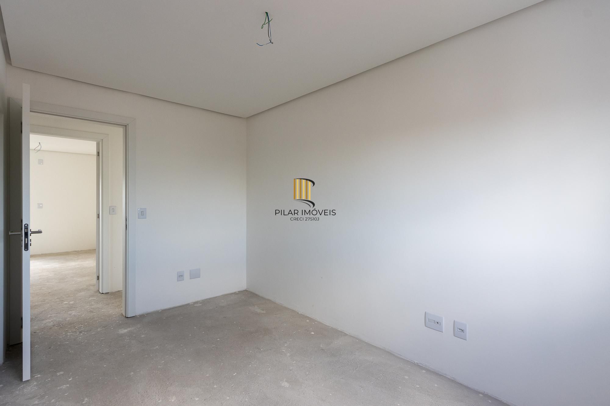 Apartamento de 3 dormitórios, 3 suítes, e 4 vagas, no bairro Jardim Lindoia