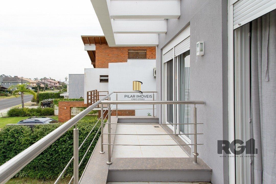 Casa de Condomínio 3 dormitórios no bairro Belém Novo