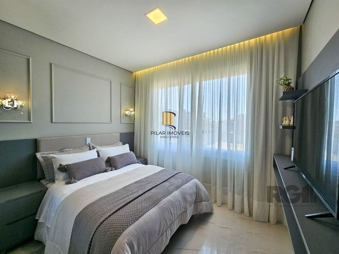 Sobrado Novo com 5 quartos em Condomínio Fechado com 207m² privativos