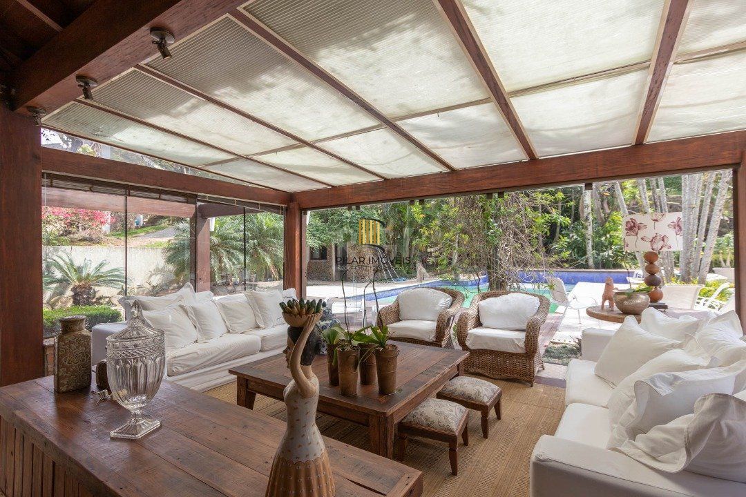 Casa para Venda - 800m², 3 dormitórios, sendo 3 suites, 4 vagas - Vila Assunção - Pilar Imóveis