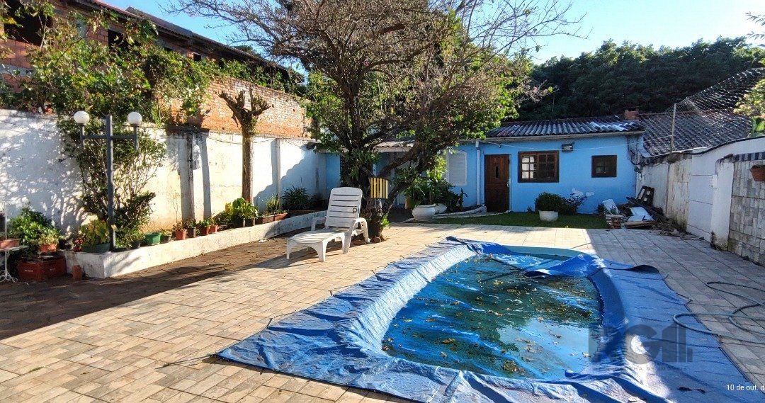Casa | 3 quartos | 243,93m2 | 8 vagas | Bairro Nonoai