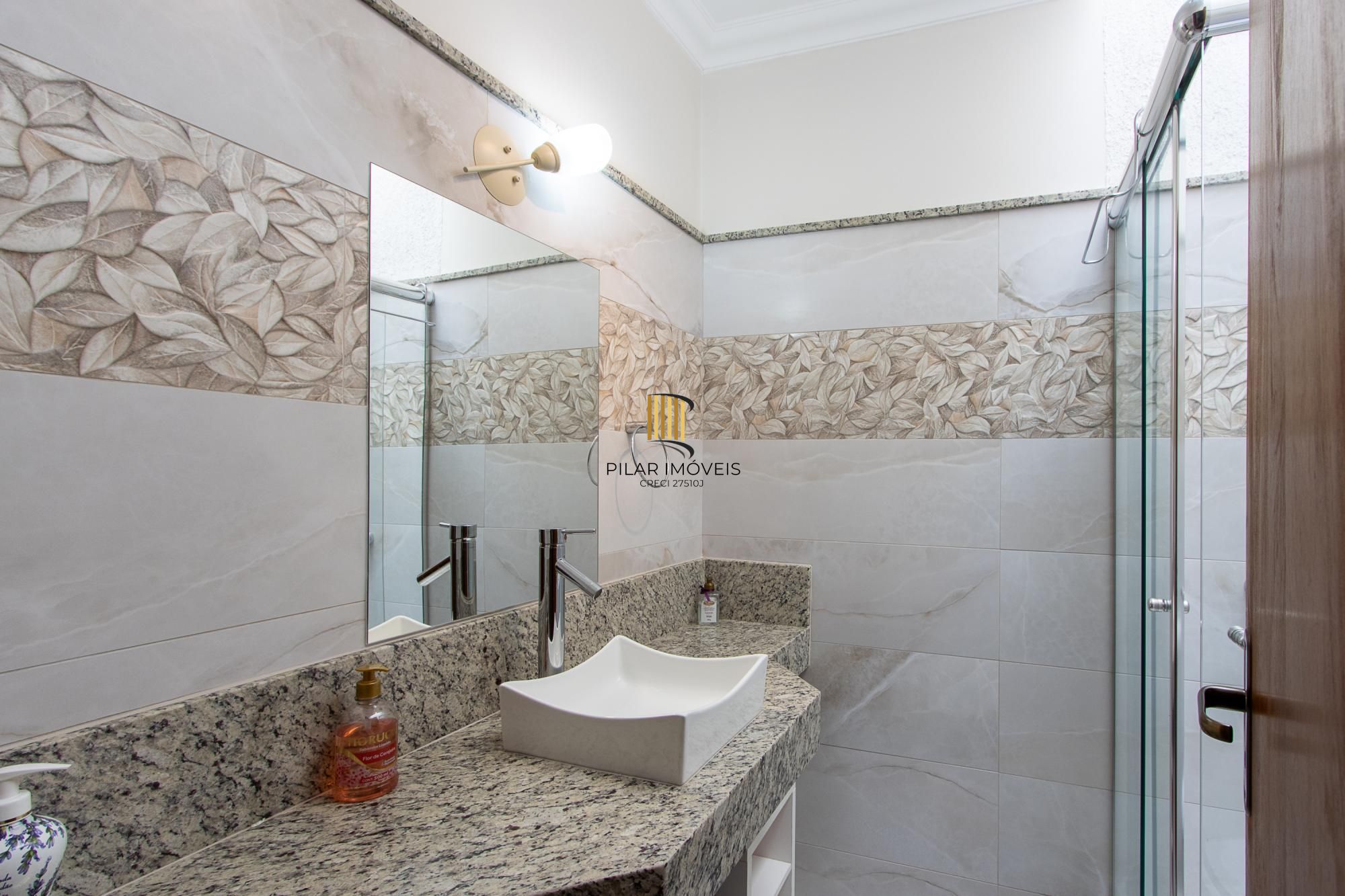 Casa 3 dormitórios com suíte master, terraço e 186m² no Lagos de Nova Ipanema