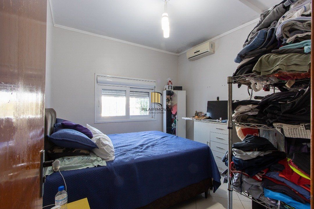Casa 6 dormitórios no bairro Cristal