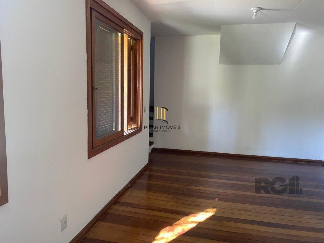 Casa de Condomínio 3 dormitórios no bairro Hípica