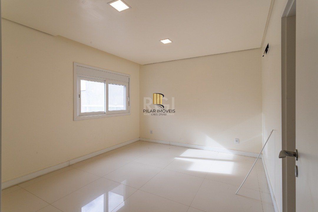 Casa Condominio para Venda - 294.3m², 5 dormitórios, sendo 5 suites, 4 vagas - Terra Ville