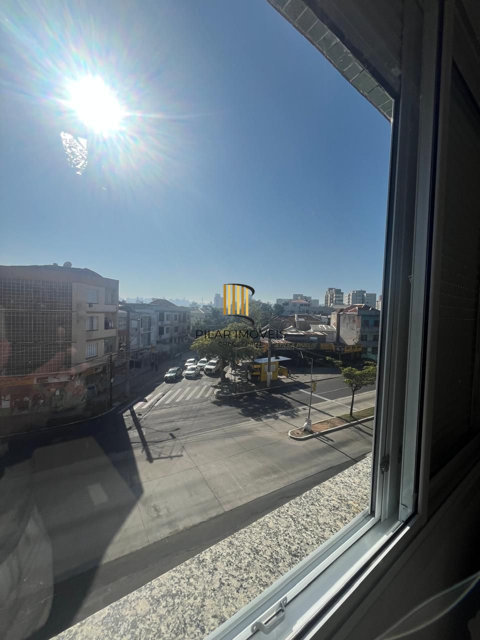 Apartamento  REFORMADO e MOBILIADO em ótima localização!!!