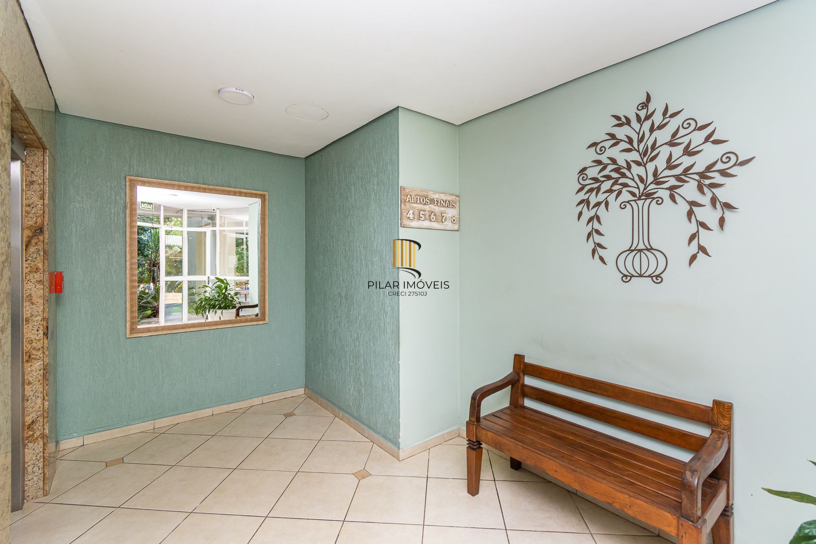 **Apartamento Semimobiliado de 1 Quarto em Vila Conceição, Porto Alegre, RS** - Pilar Imóveis