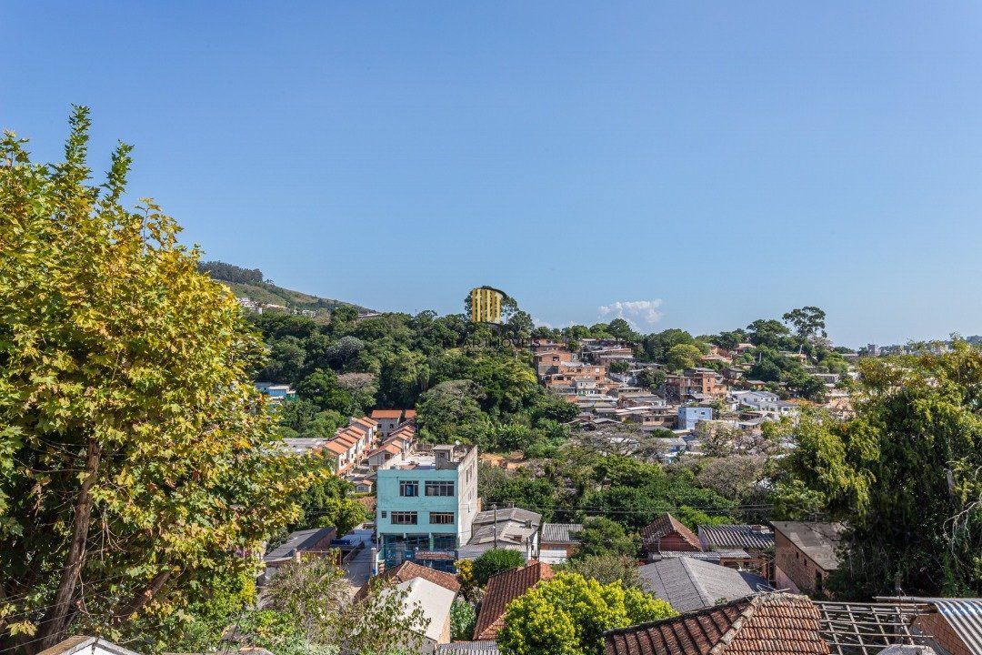 Casa com 3 Quartos à Venda, 293 m² por R$ 650.000