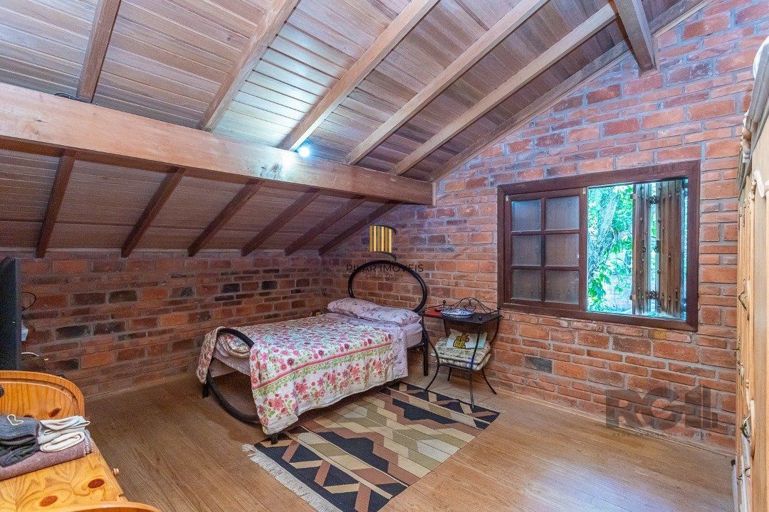 Casa 4 dormitórios, Altos da Vila Nova, Zona Sul, Porto Alegre.