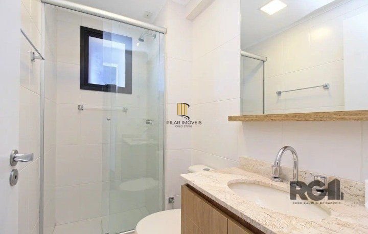 Apartamento 2 dormitórios no bairro Camaquã