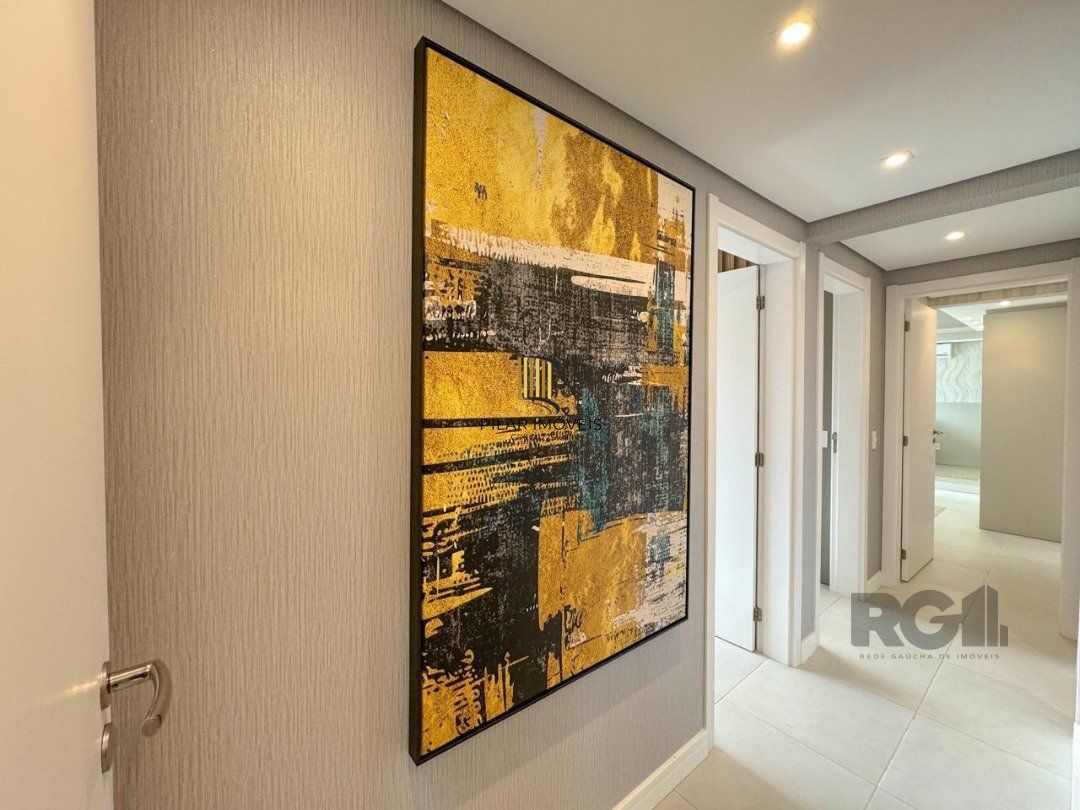 Apartamento para Venda - 138.33m², 3 dormitórios, sendo 1 suites, 3 vagas - Centro