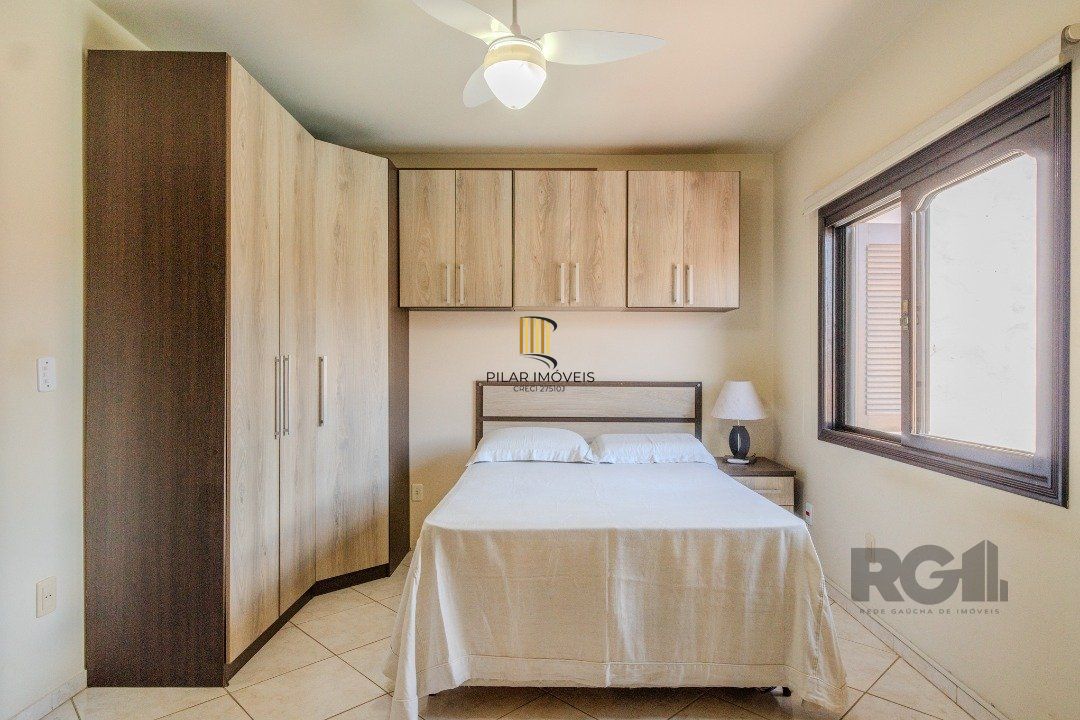 Casa 3 dormitórios no bairro Hípica