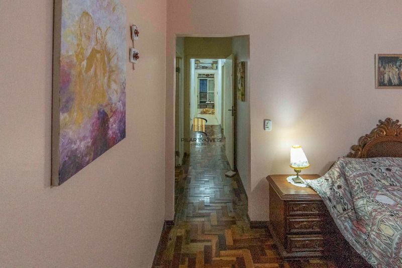 Casa para Venda - 231.72m², 4 dormitórios, sendo 1 suites, 3 vagas - Tristeza