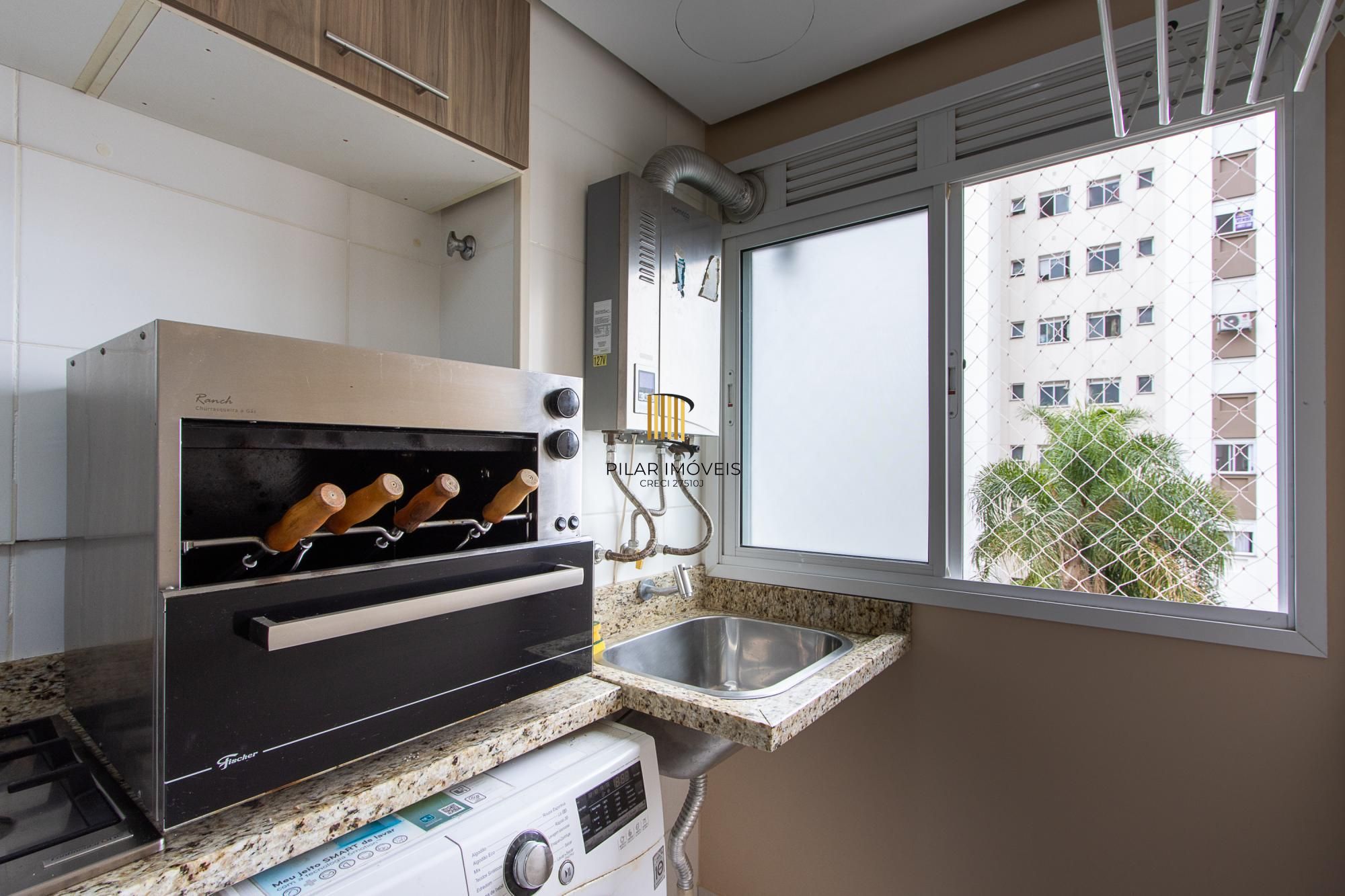 Apartamento 2 dormitórios no bairro Passo da Areia