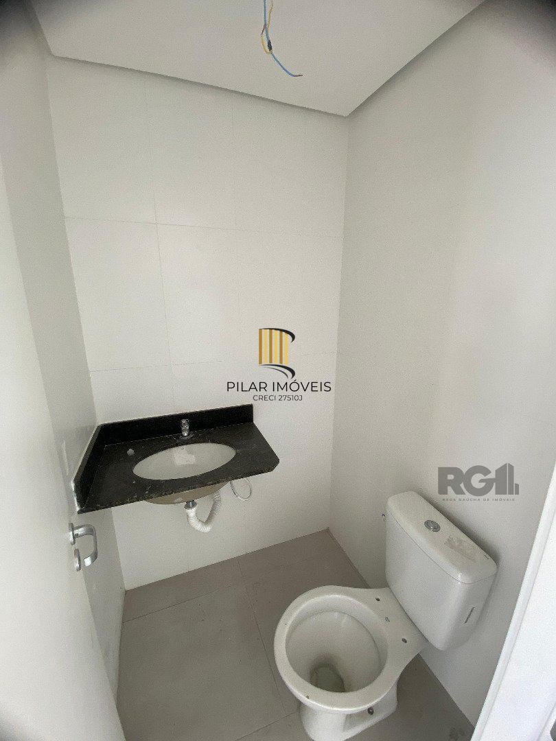 Loft com terraço privativo em L, possui 1 dormitório