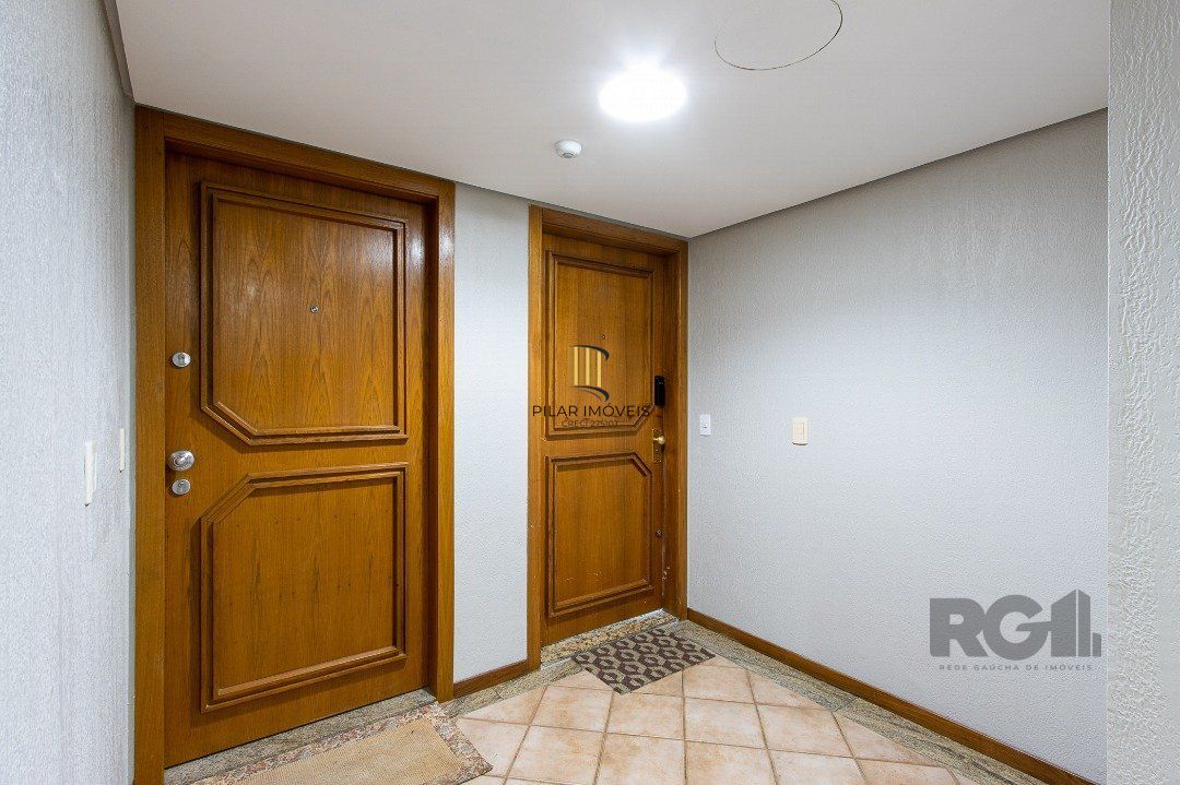 Cobertura para Venda - 209m², 3 dormitórios, sendo 1 suites, 2 vagas - Bela Vista