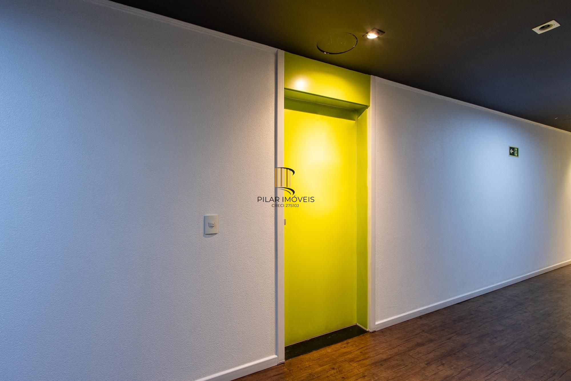 Apartamento com 2 quartos e 65m² à venda em Tristeza, Porto Alegre.