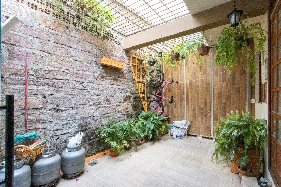 Casa em condomínio, 135m² privativos, 3 quartos, 2 vagas - Bairro Glória