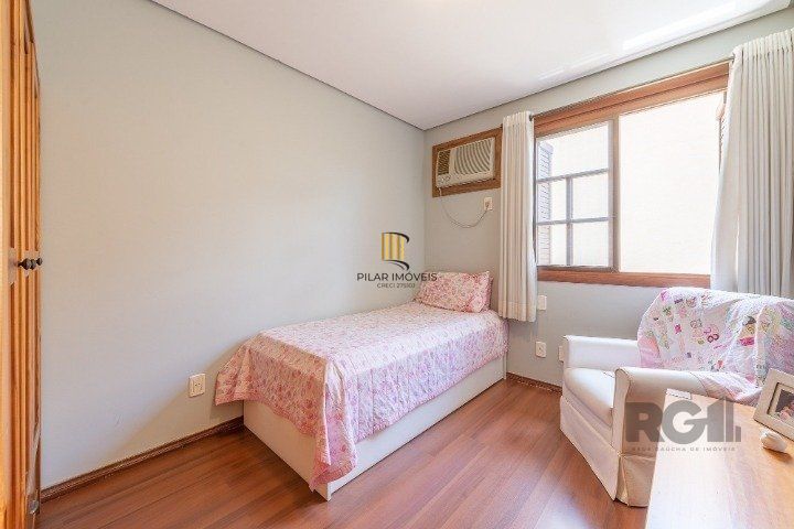 Casa de Condomínio 3 dormitórios no bairro Tristeza