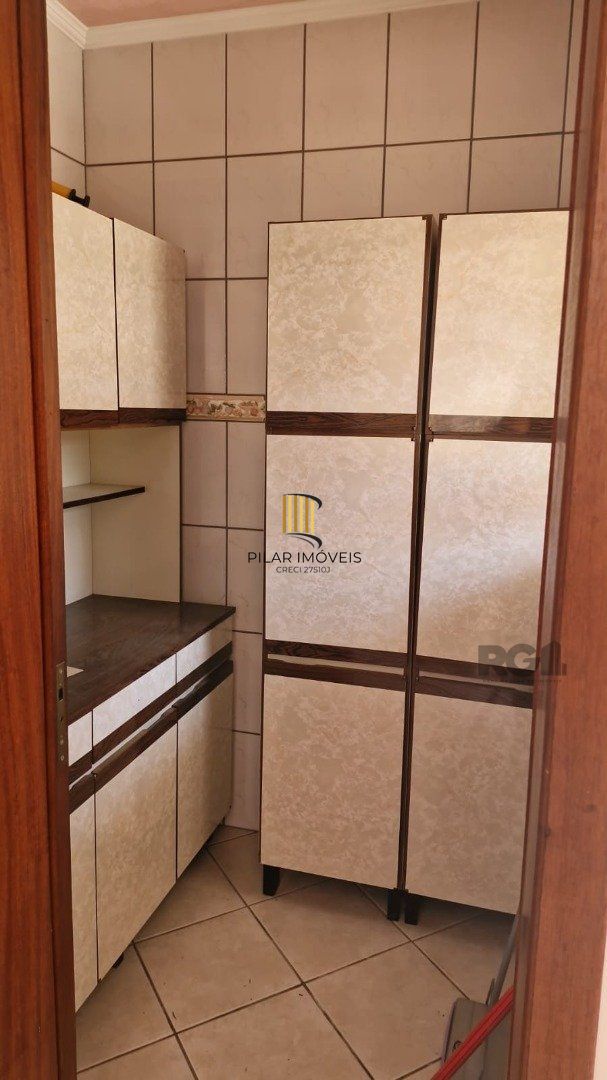 Casa 2 dormitórios no bairro Guarujá