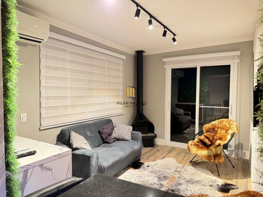 PREDIO RESIDENCIAL COM 6 APTOS ,
